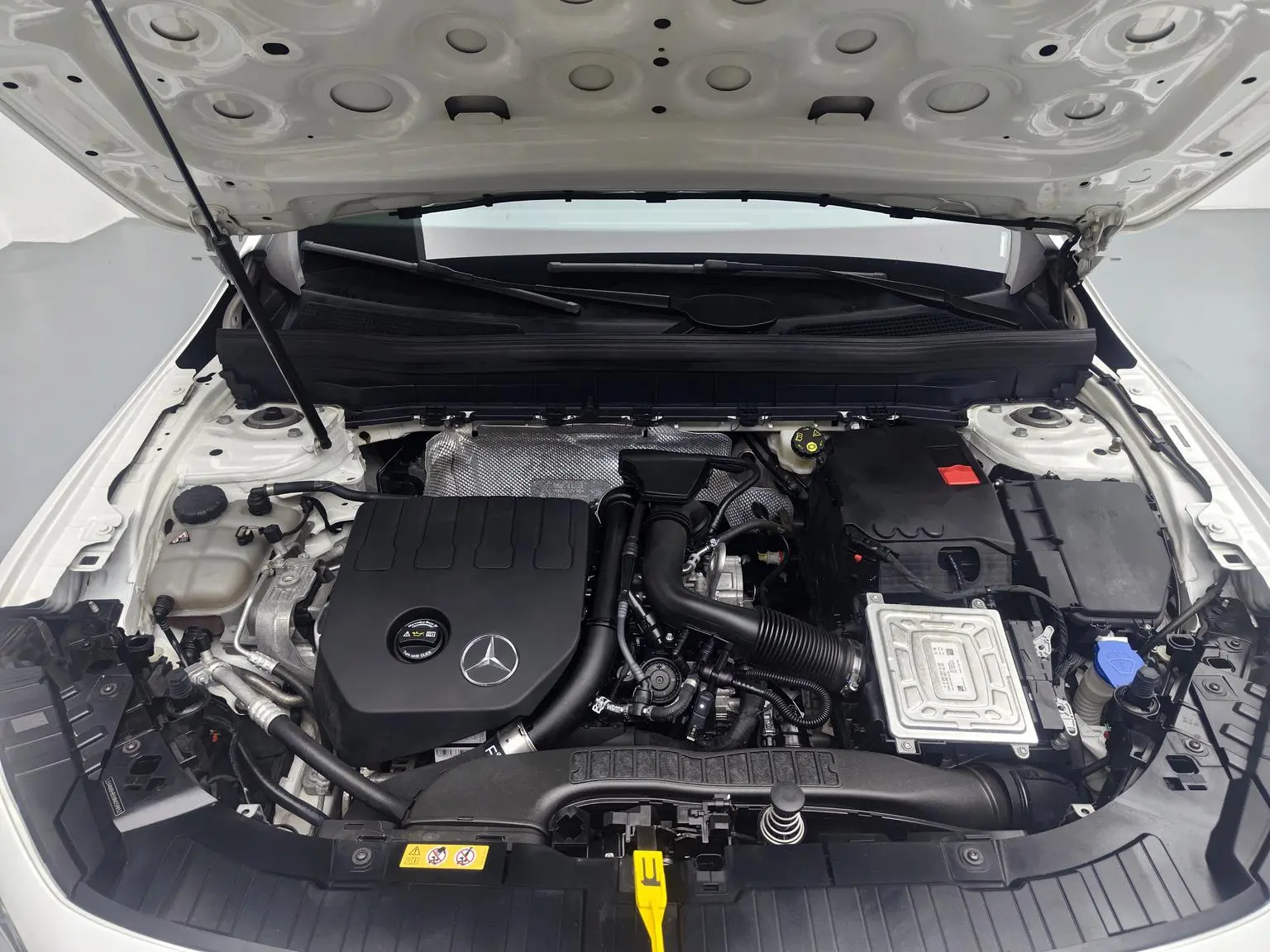 Mercedes-Benz GLB 2022 Facelift GLB 200 Dynamic