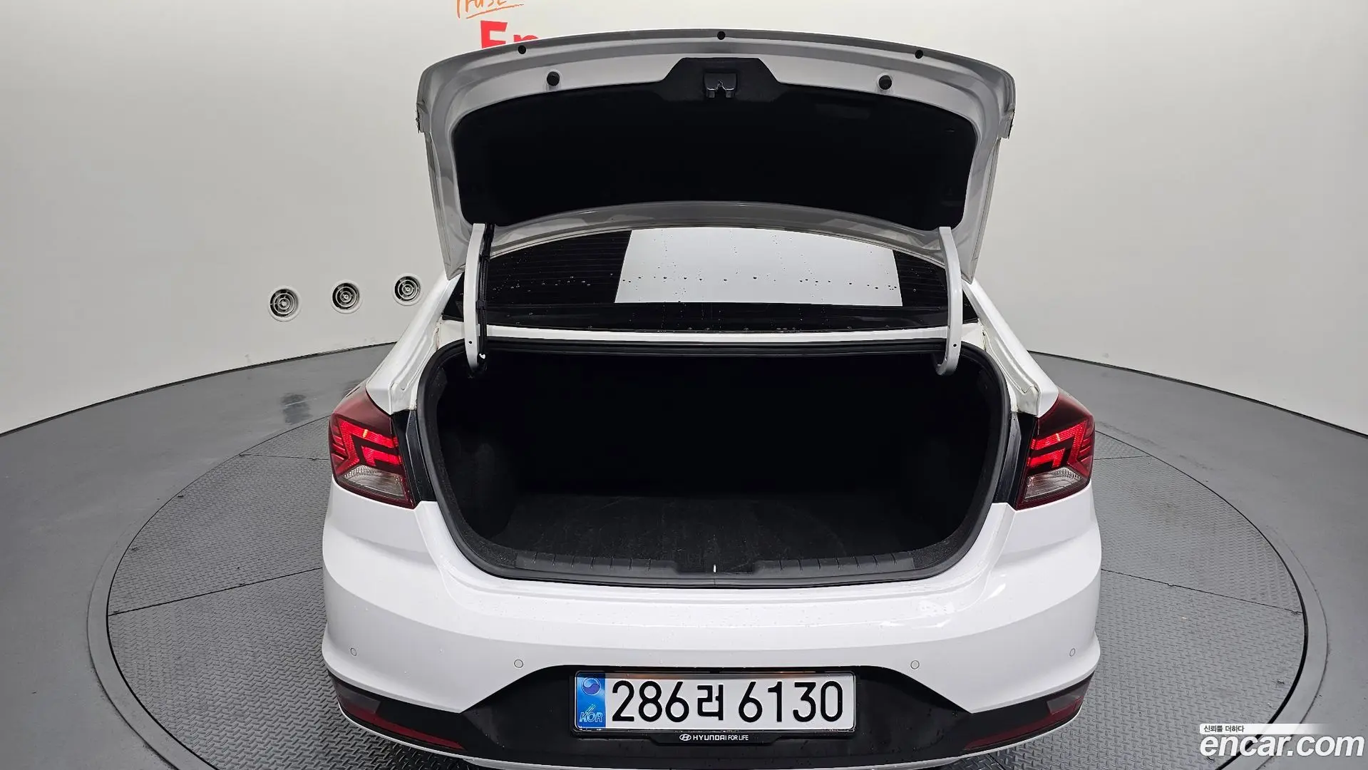 Hyundai AVANTE 1.6 2018