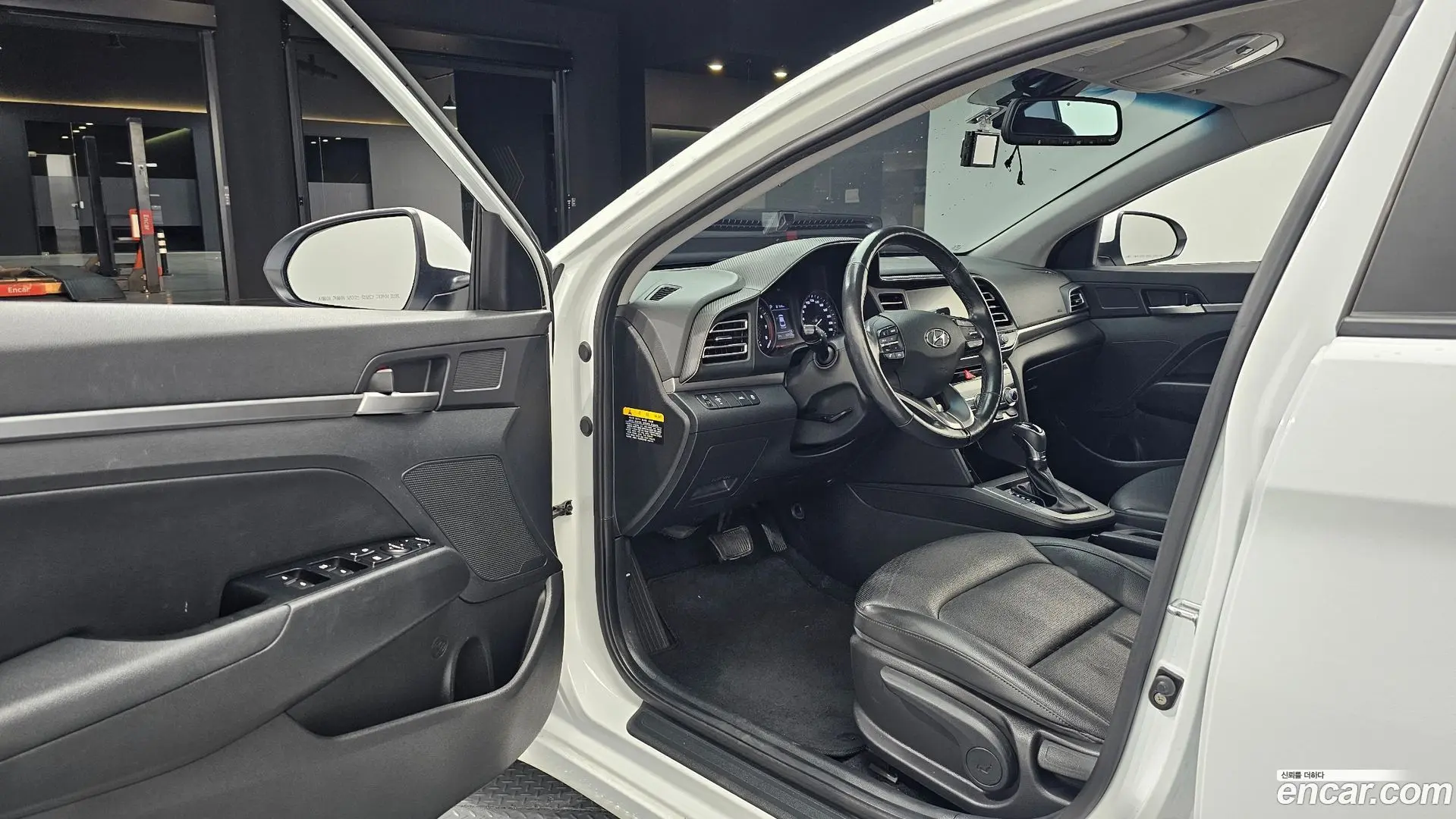 Hyundai AVANTE 1.6 2018