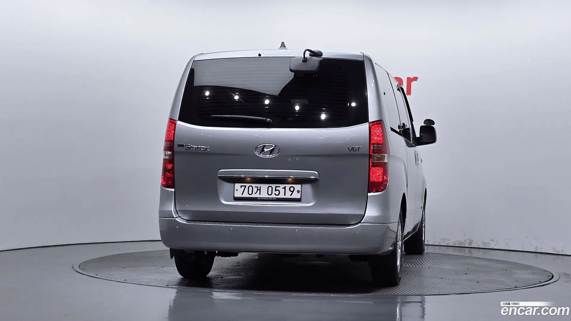 Hyundai Starex Wagon 12-Seater