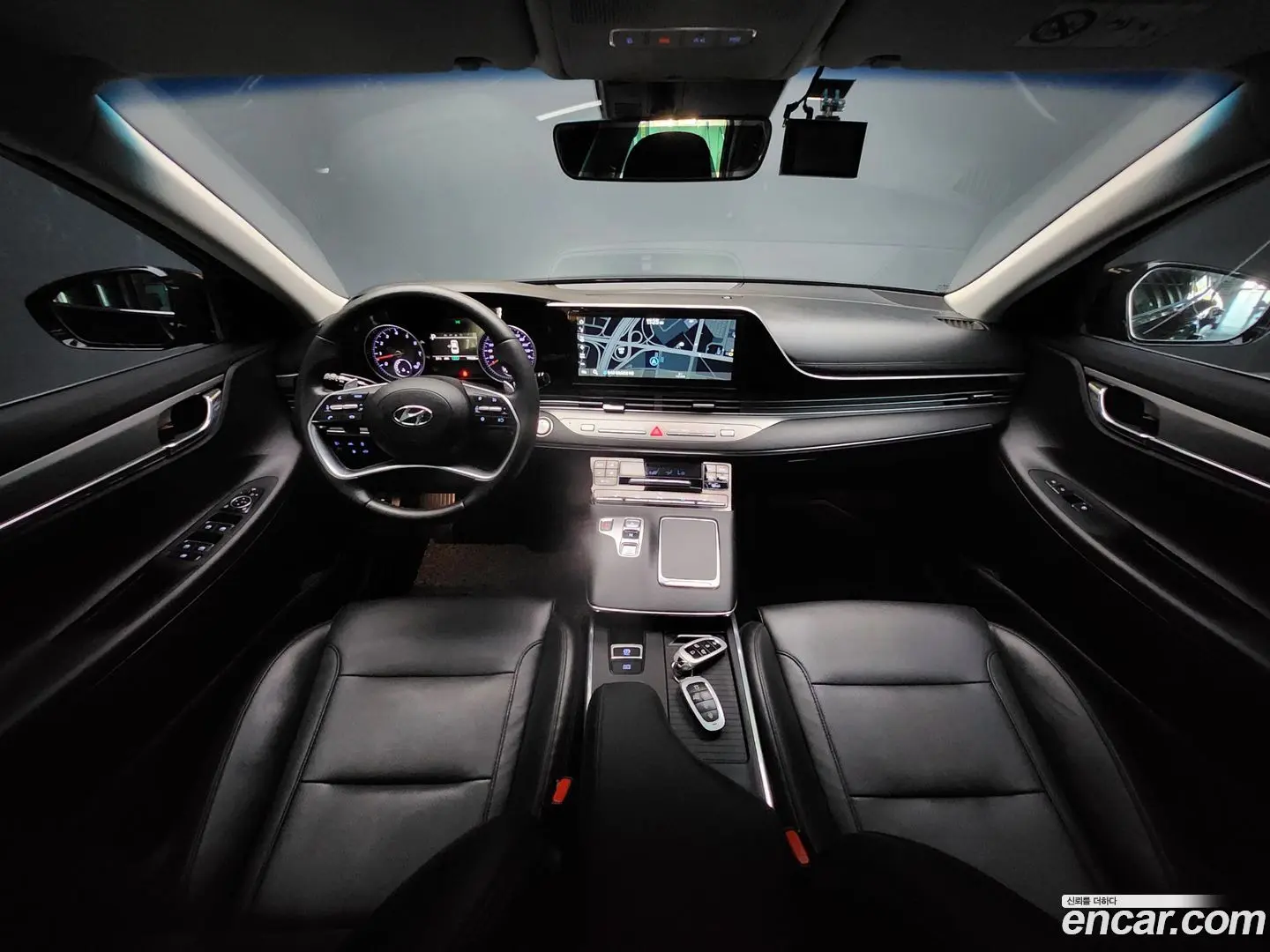 Hyundai Grandeur 3.0 LPi Rent Car
