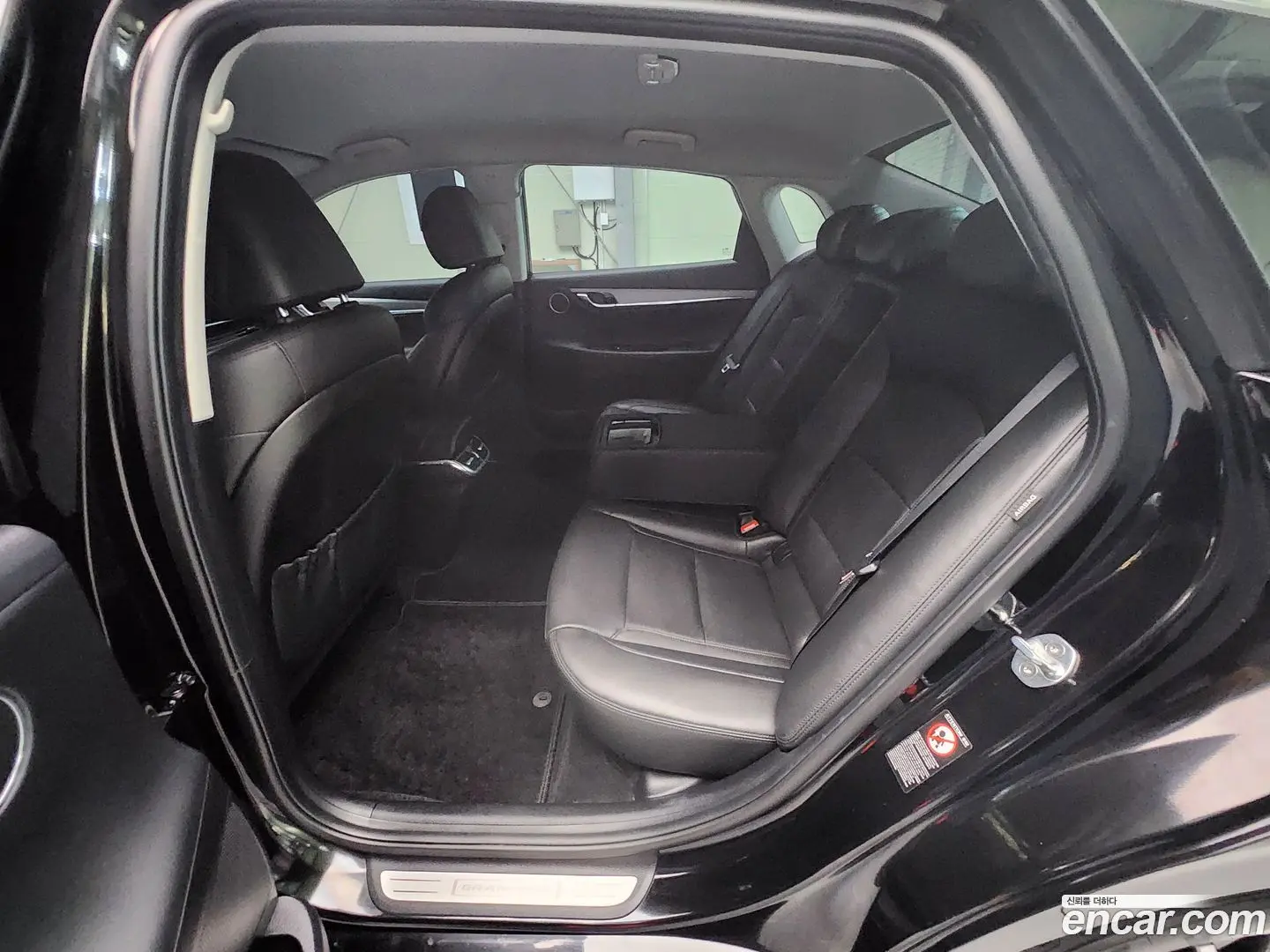 Hyundai Grandeur 3.0 LPi Rent Car