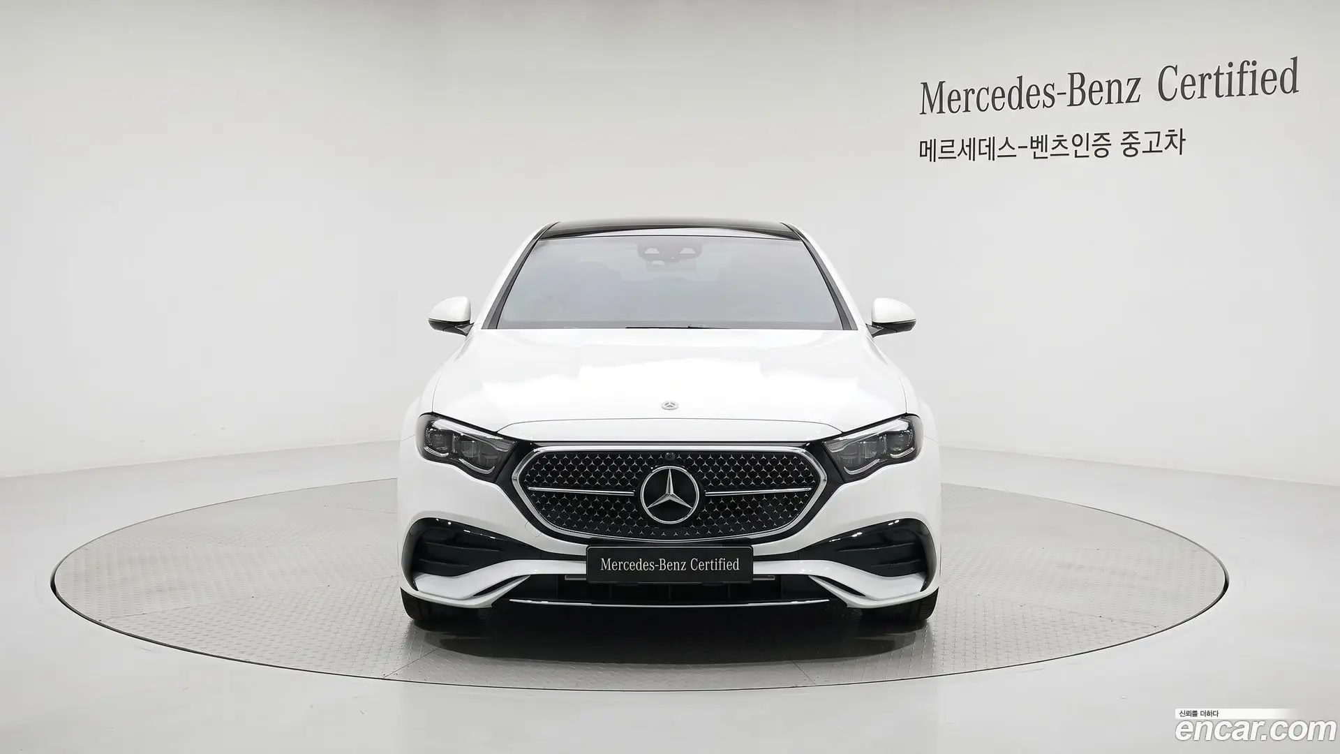 Mercedes-Benz E-Class E200 AMG Line 2024