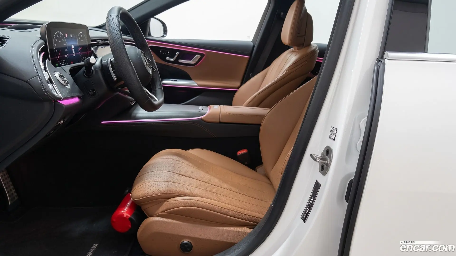Mercedes-Benz E-Class E200 AMG Line 2024