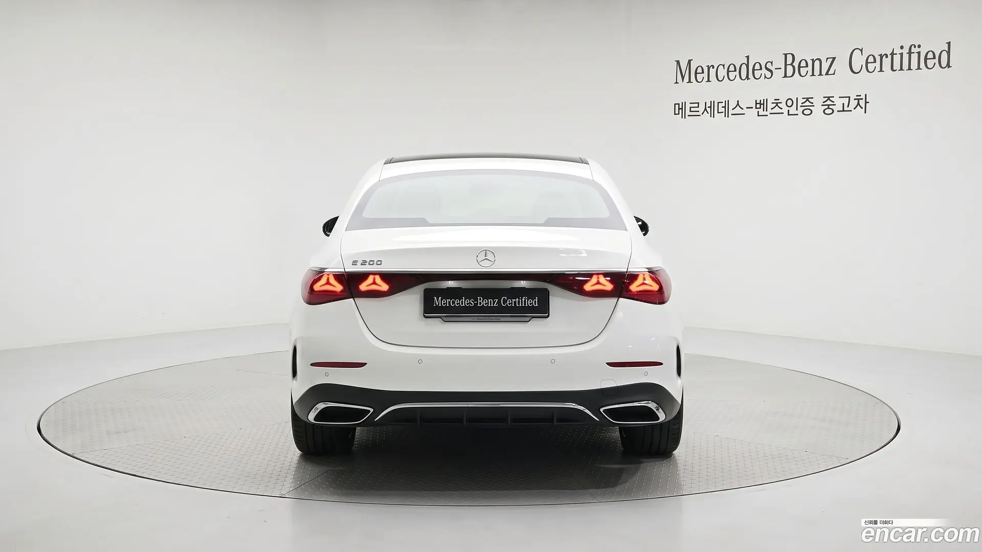 Mercedes-Benz E-Class E200 AMG Line 2024