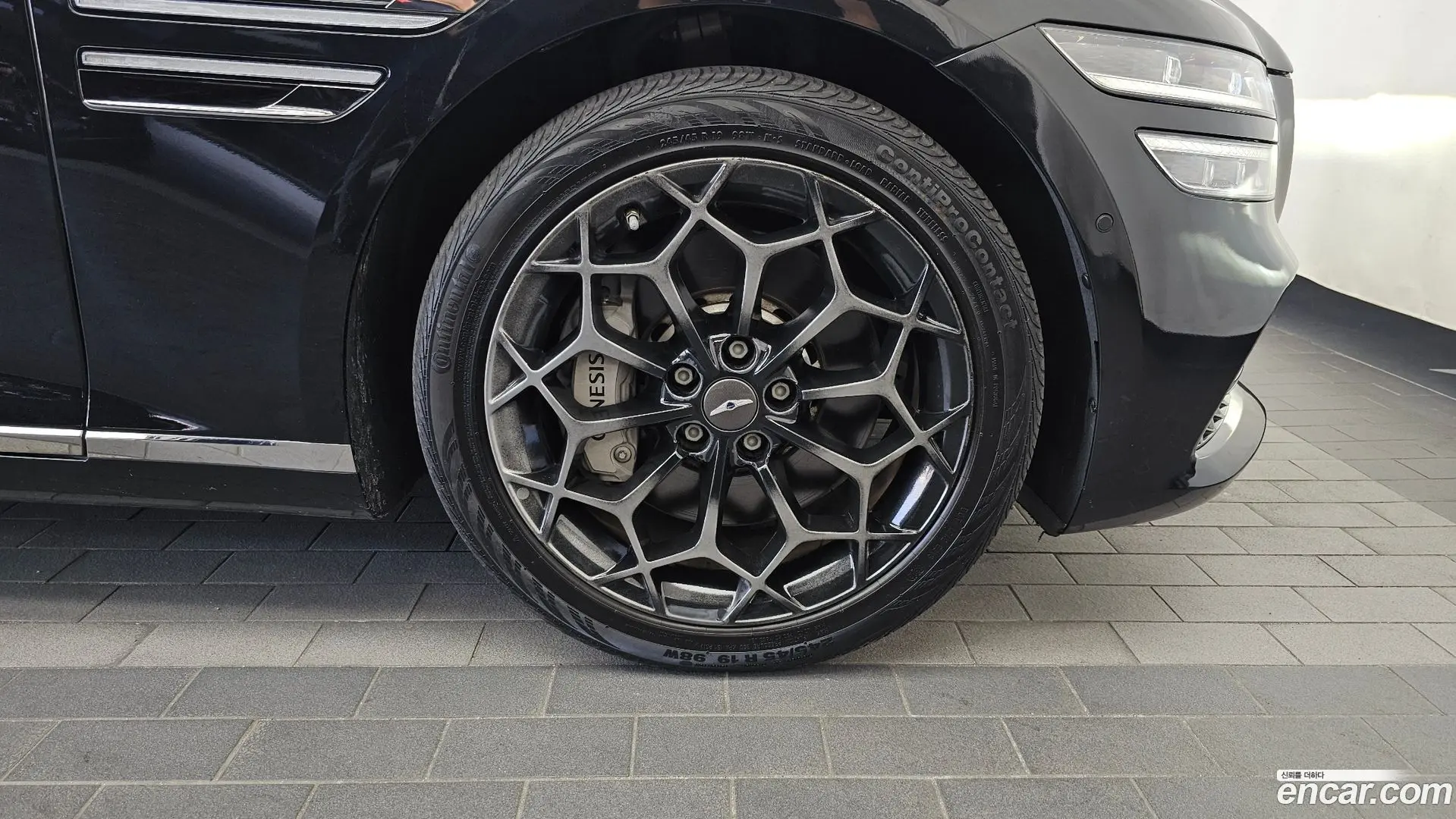 Genesis G80 Gasoline 2.5 Turbo 2WD