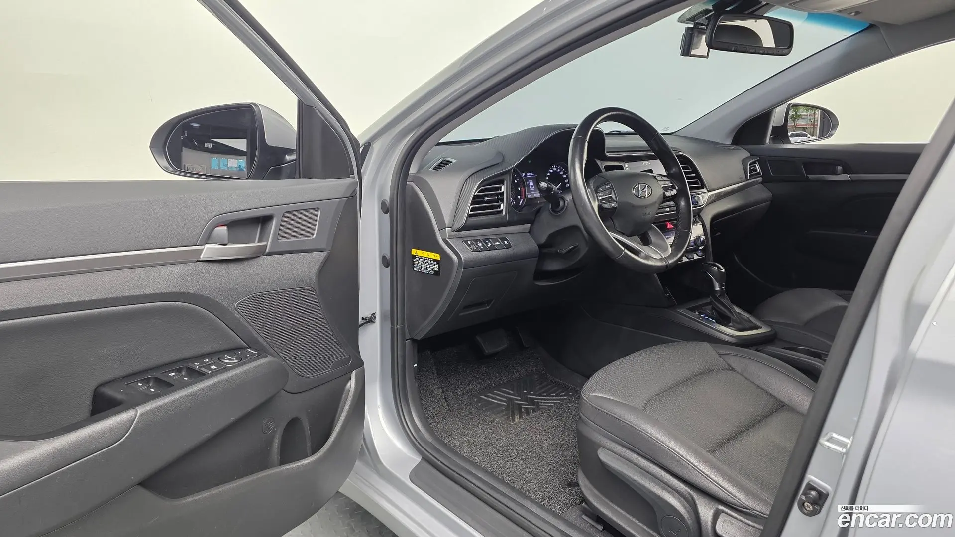 Hyundai AVANTE 1.6 2018