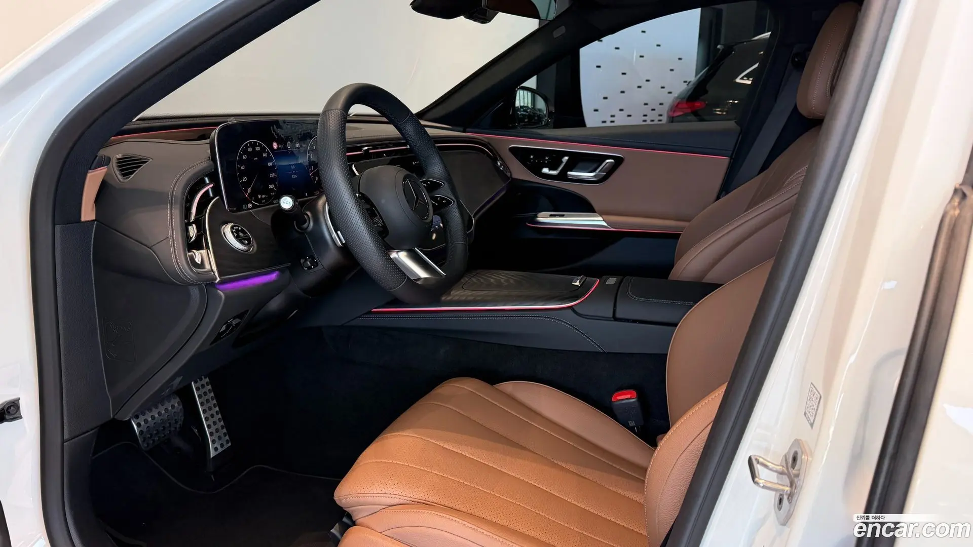 Mercedes-Benz E-Class E200 AMG Line 2024