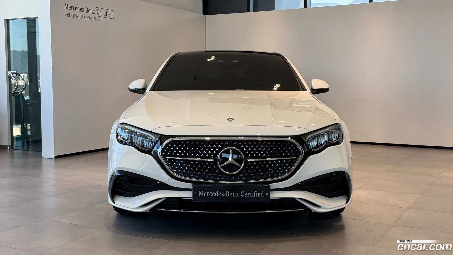 Mercedes-Benz E-Class E200 AMG Line 2024