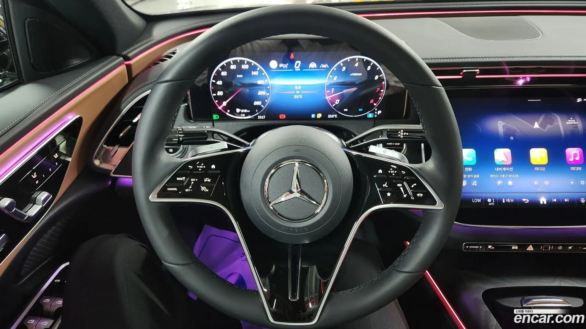 Mercedes-Benz E-Class E200 Avantgarde 2024