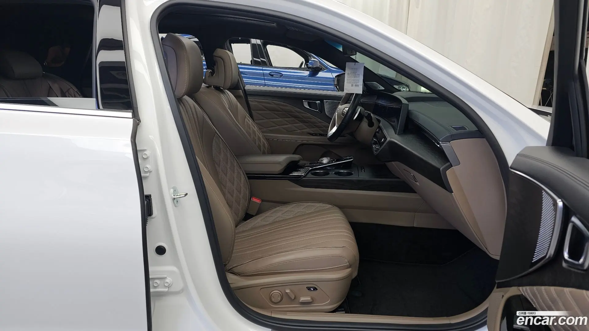 Kia K8 2.5 Gasoline 2WD 2021