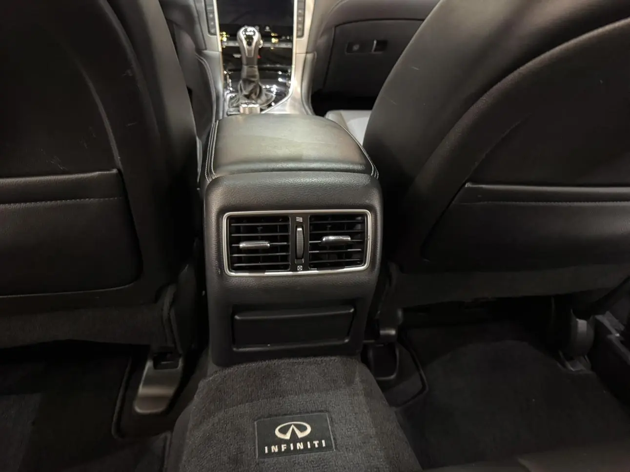 Infiniti Q50L 2021 2.0T