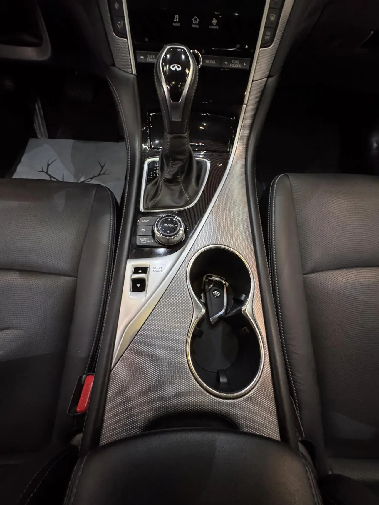 Infiniti Q50L 2021 2.0T