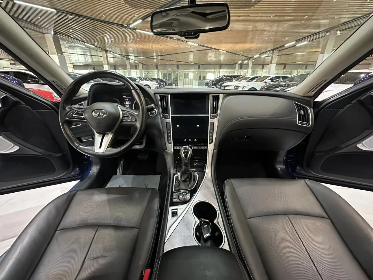 Infiniti Q50L 2021 2.0T