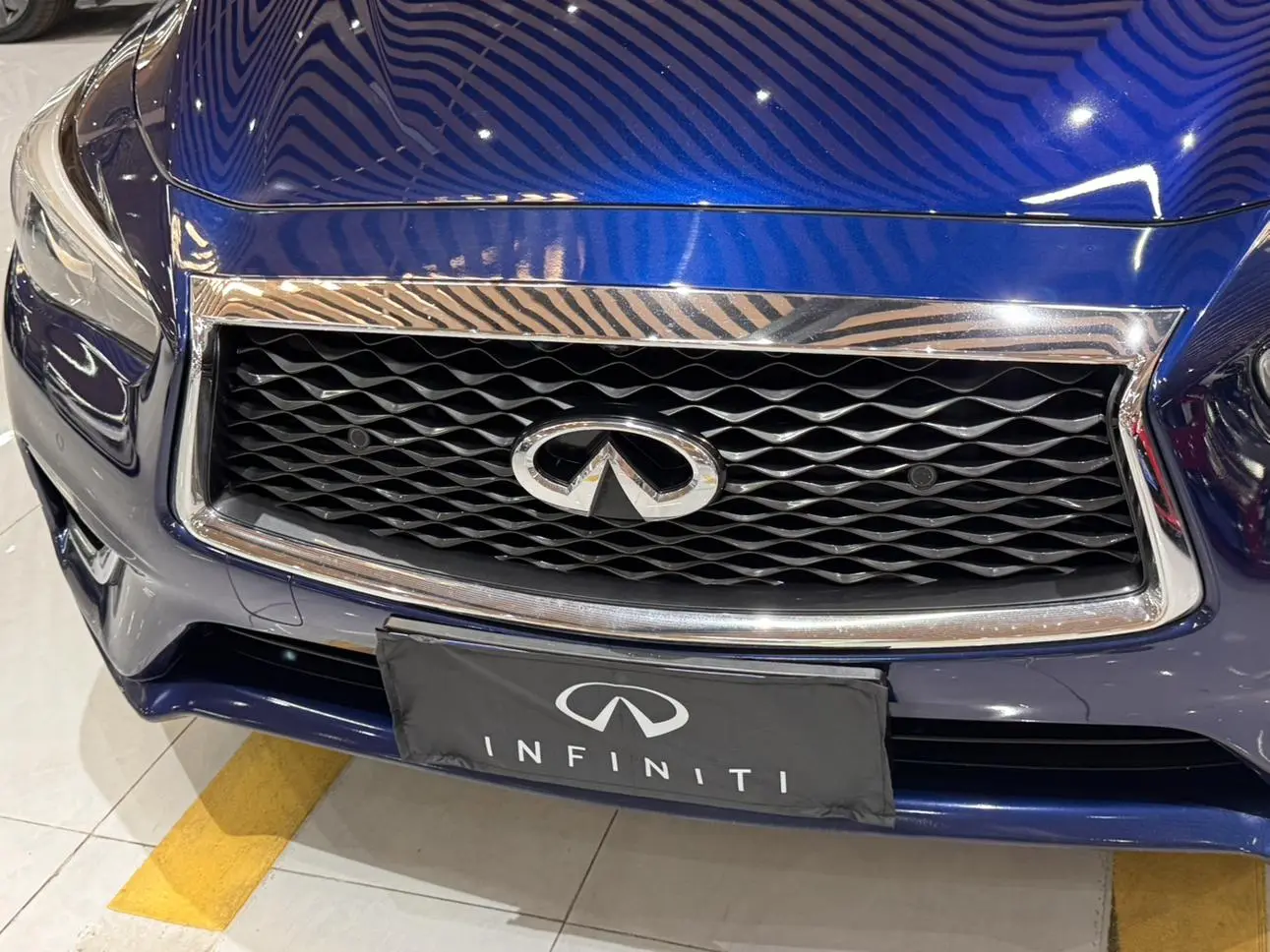 Infiniti Q50L 2021 2.0T