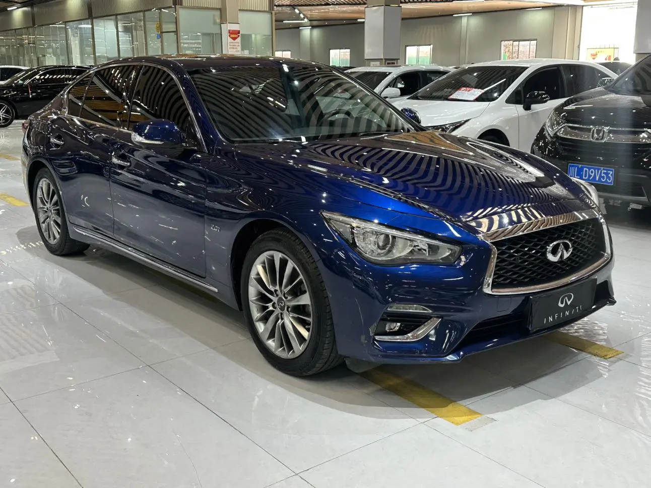 Infiniti Q50L 2021 2.0T