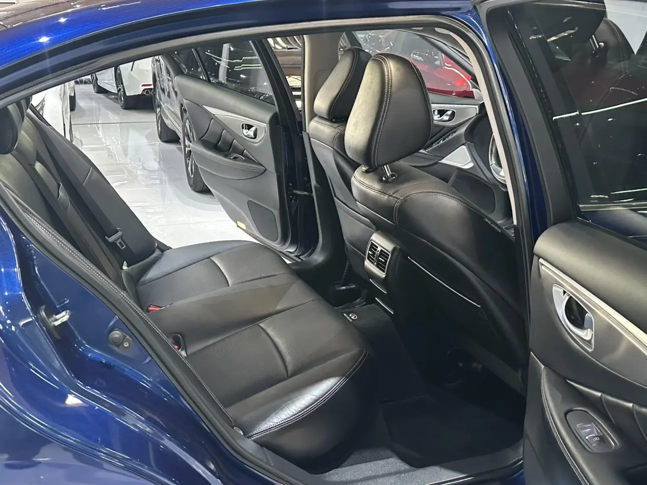 Infiniti Q50L 2021 2.0T