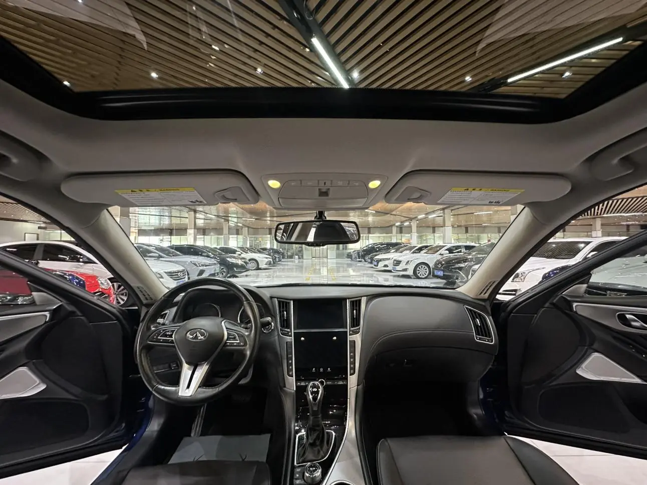 Infiniti Q50L 2021 2.0T