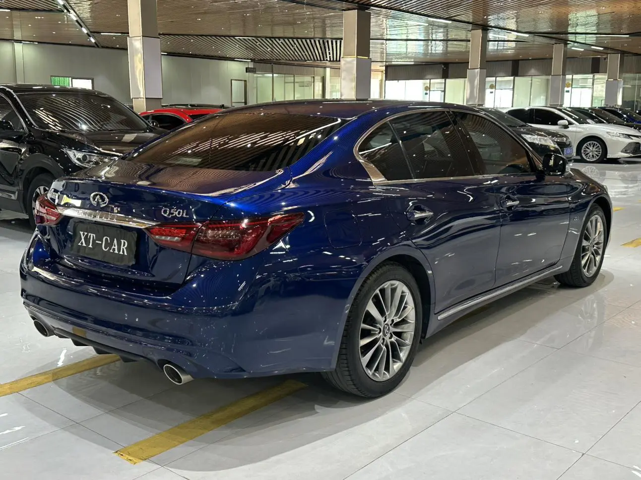 Infiniti Q50L 2021 2.0T