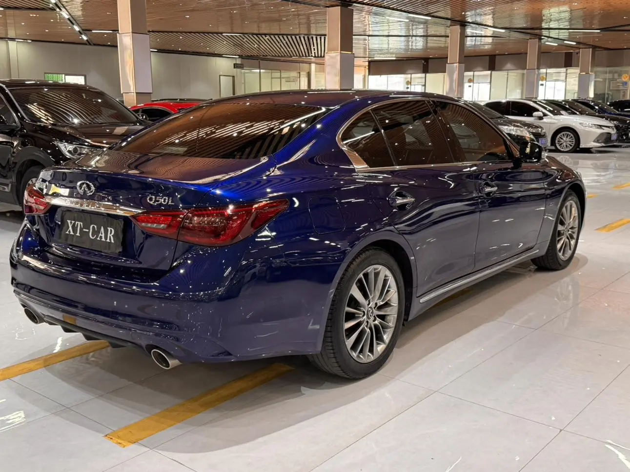 Infiniti Q50L 2021 2.0T