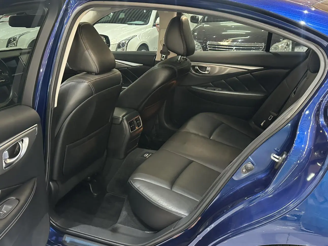 Infiniti Q50L 2021 2.0T