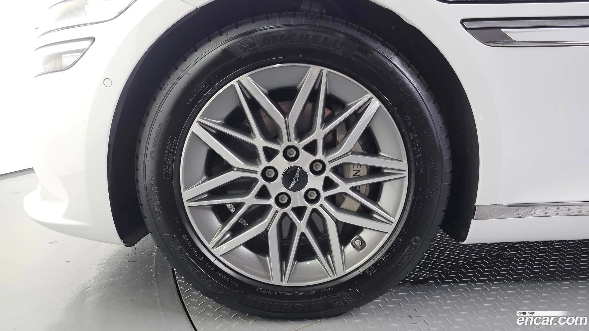 Genesis G80 Gasoline 2.5 Turbo AWD