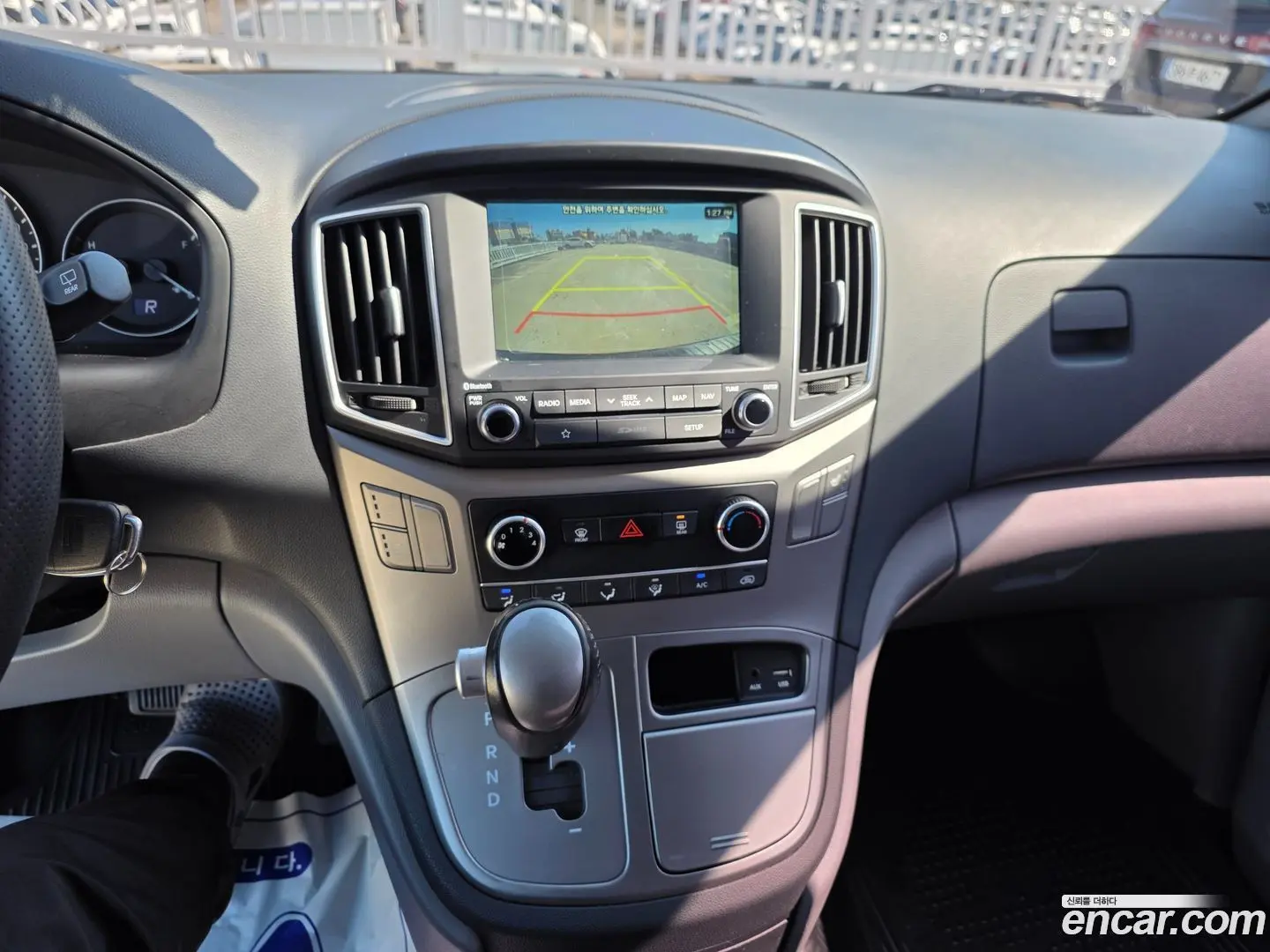 Hyundai Starex Van 3-Seater