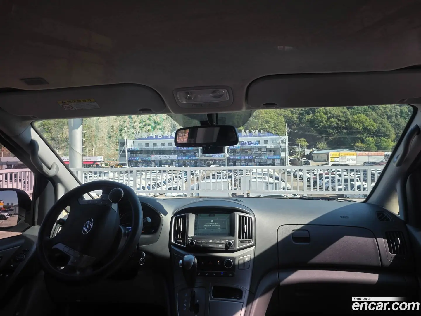 Hyundai Starex Van 3-Seater
