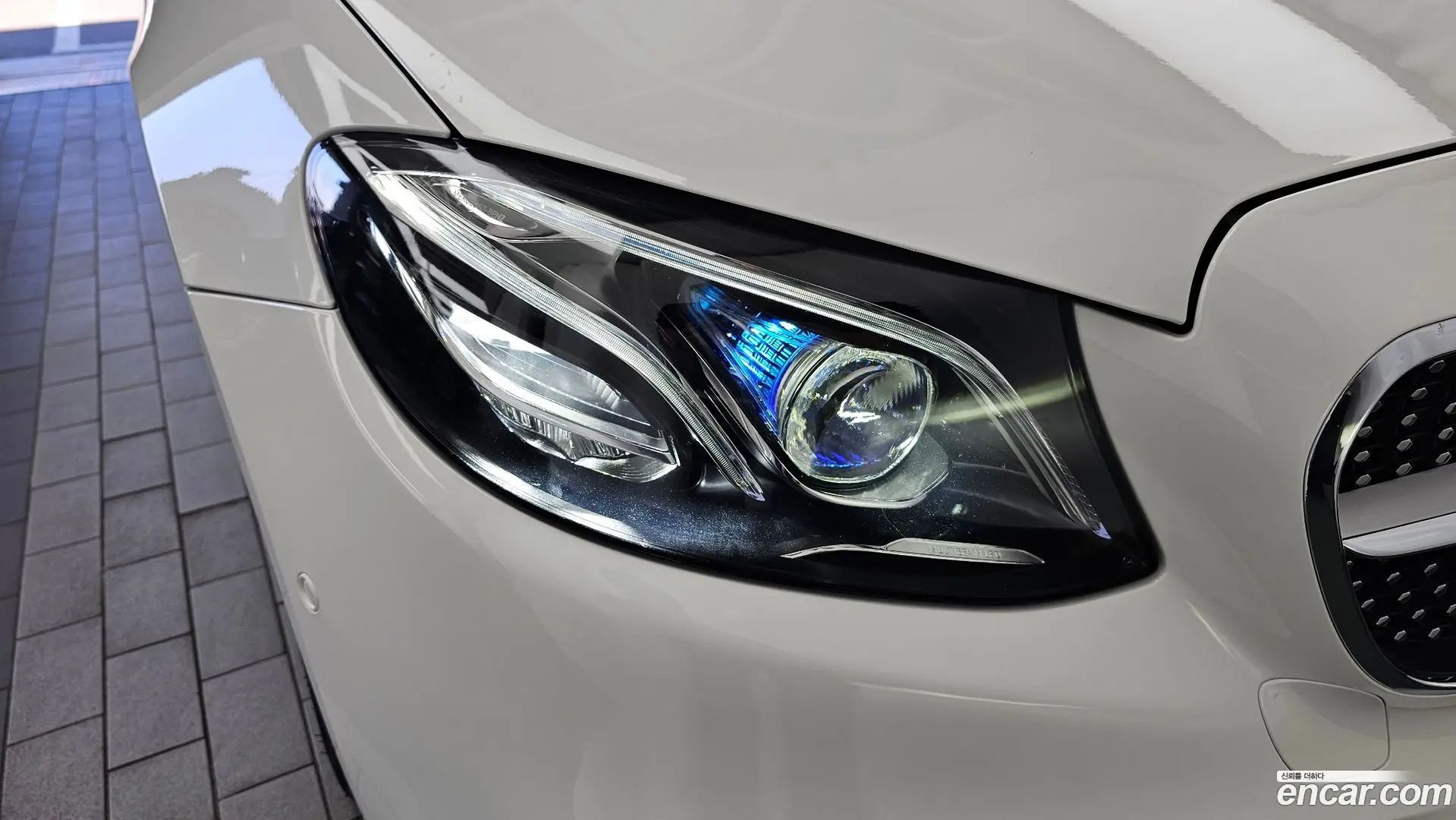 Mercedes-Benz E-Class E220d Cabriolet