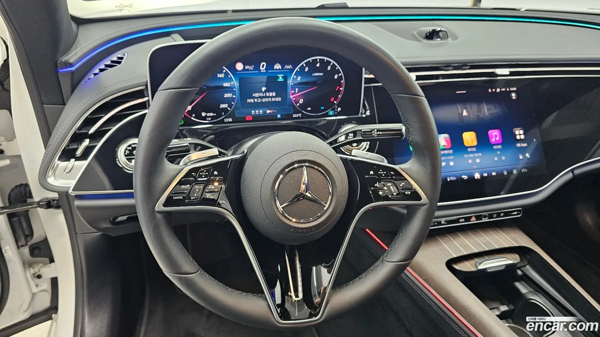 Mercedes-Benz E-Class E300 4MATIC Exclusive 2023