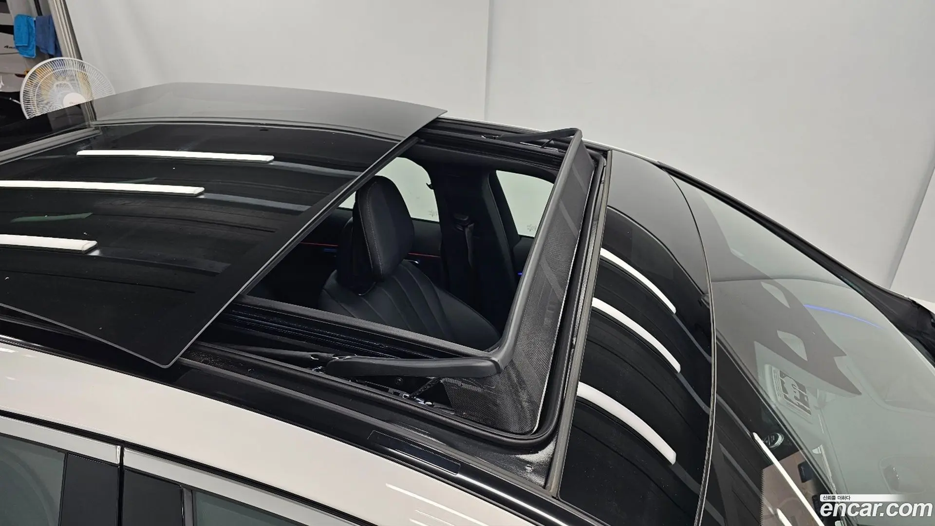 Mercedes-Benz E-Class E300 4MATIC Exclusive 2023