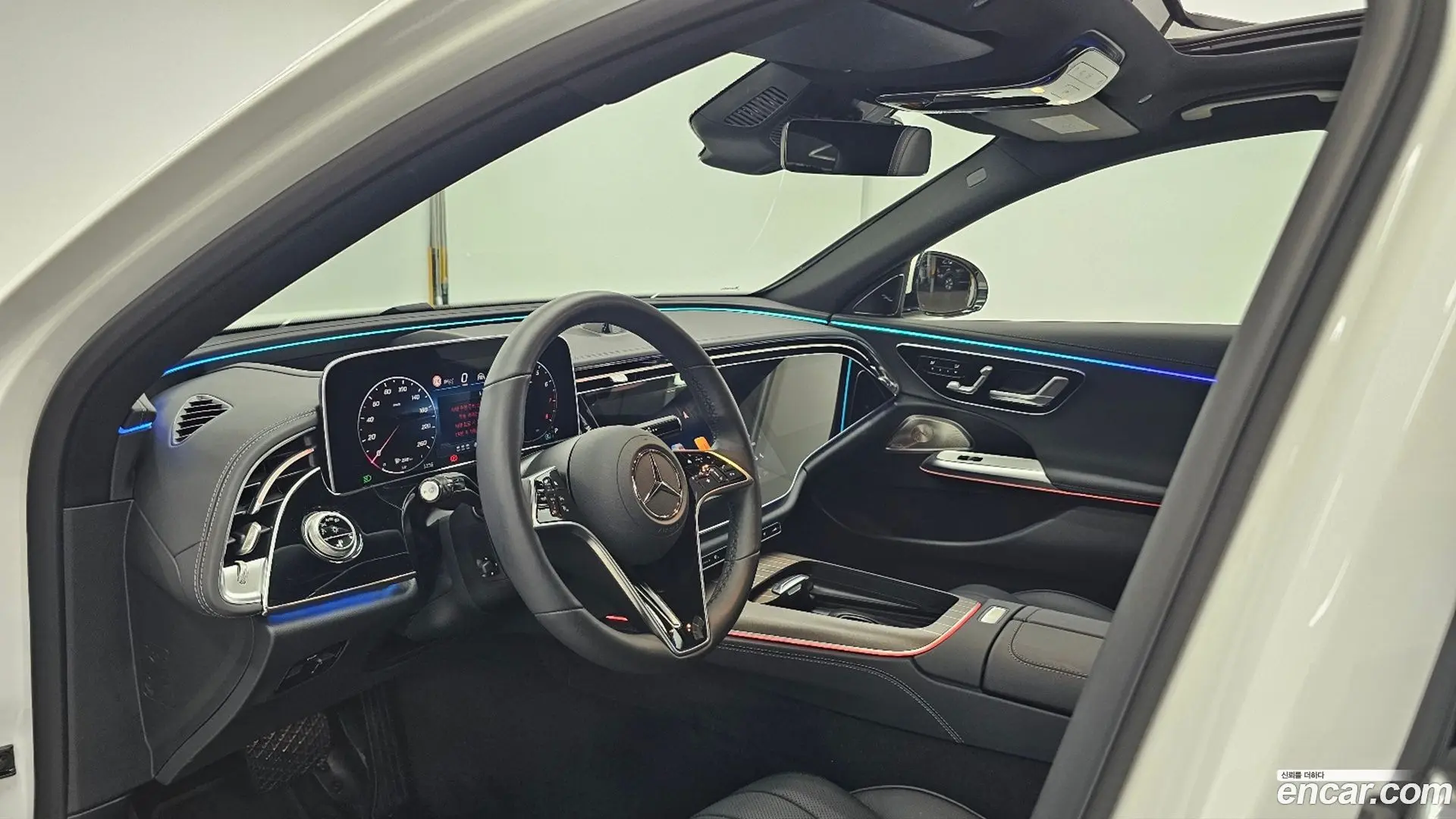 Mercedes-Benz E-Class E300 4MATIC Exclusive 2023