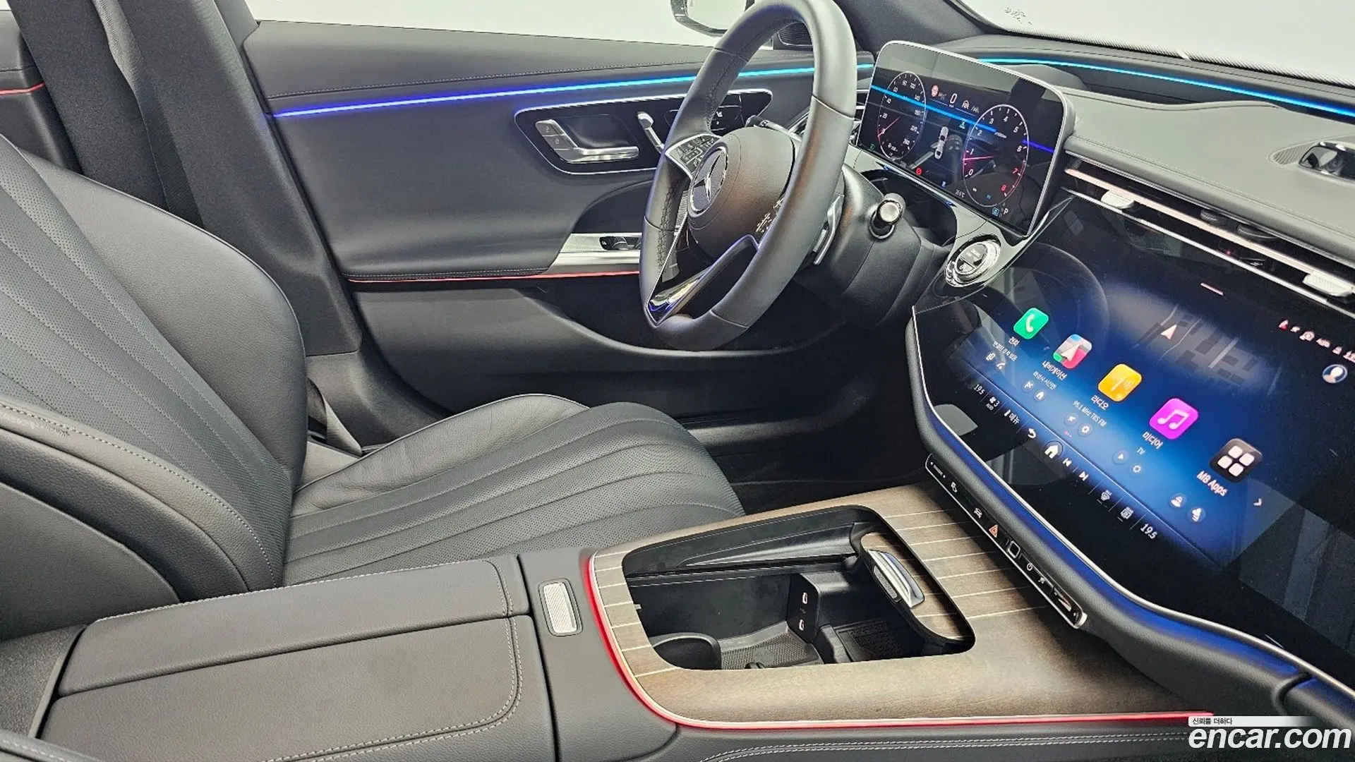 Mercedes-Benz E-Class E300 4MATIC Exclusive 2023