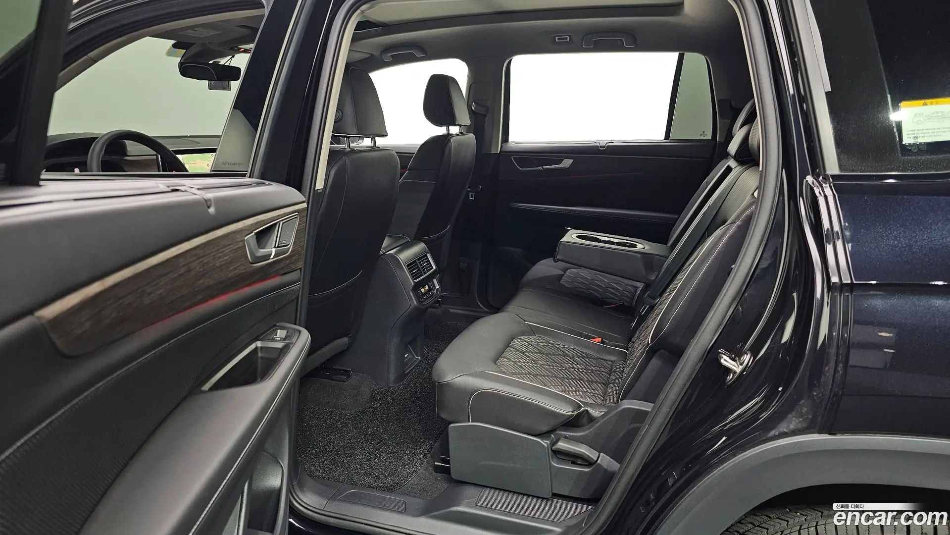 Volkswagen Atlas 2.0 TSI R-LINE 7-Seater