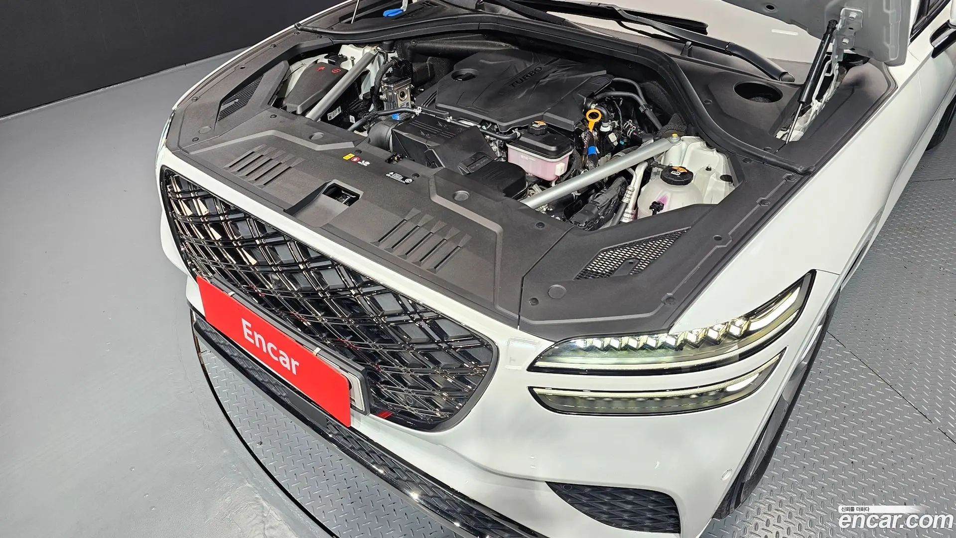 Genesis GV70 2.5T Gasoline 2WD