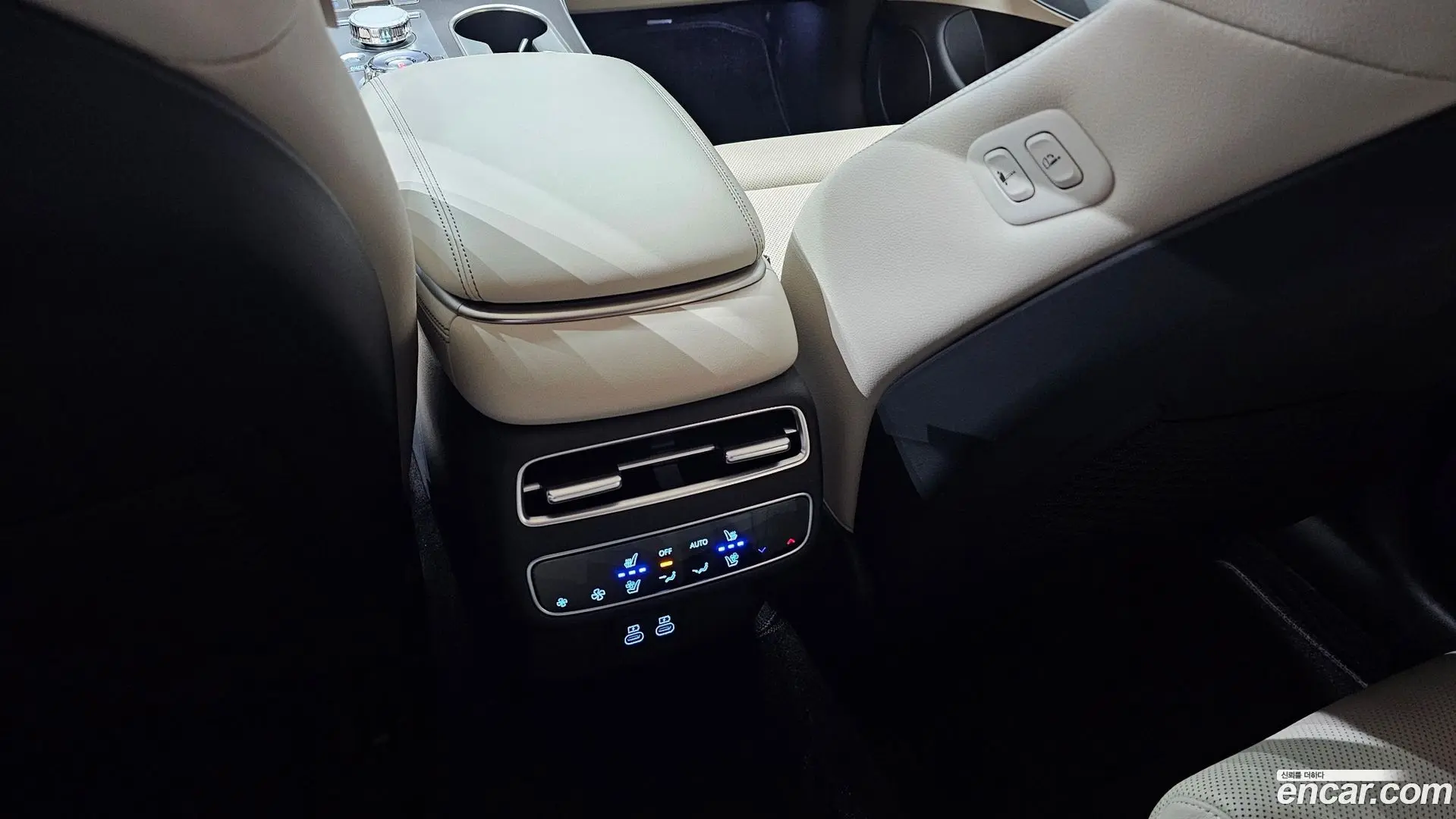 Genesis GV70 2.5T Gasoline 2WD