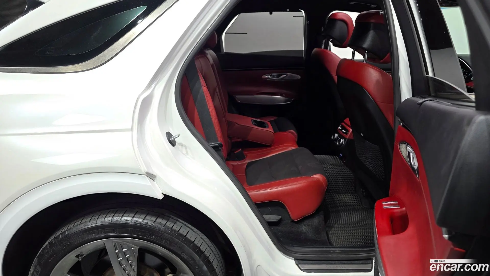 Genesis GV70 2.5T Gasoline AWD