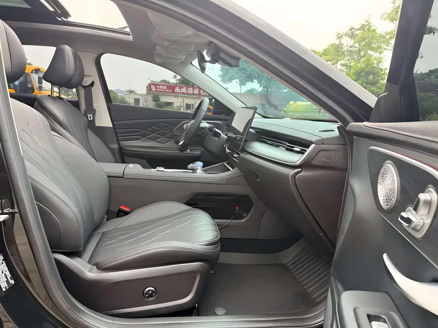 Chery Arrizo 8 PRO 2025 1.6T DCT Luxury