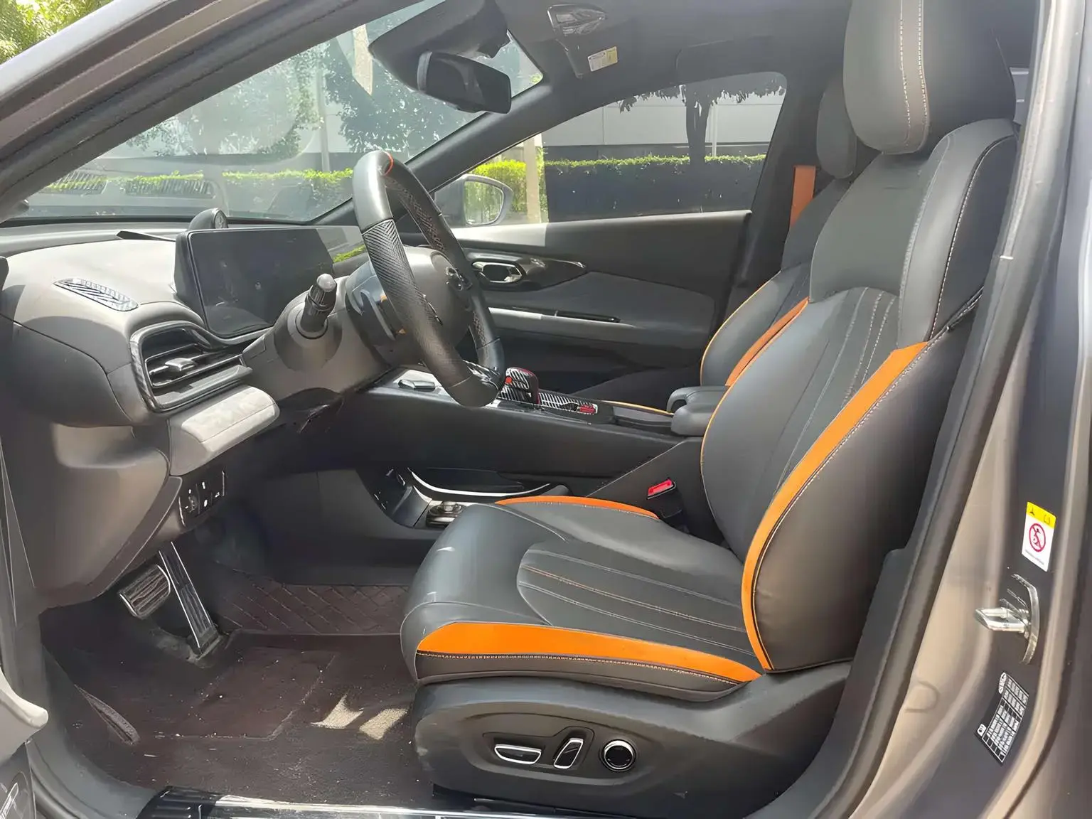 GAC Trumpchi Empow 2022 270T J16 R-Style