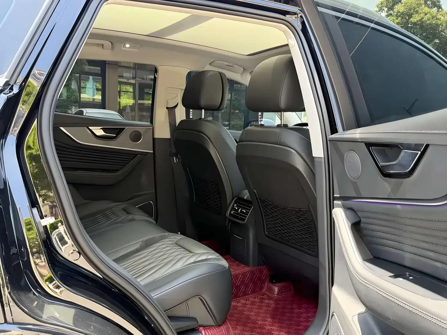 Hongqi HS5 2023 2.0T Pro