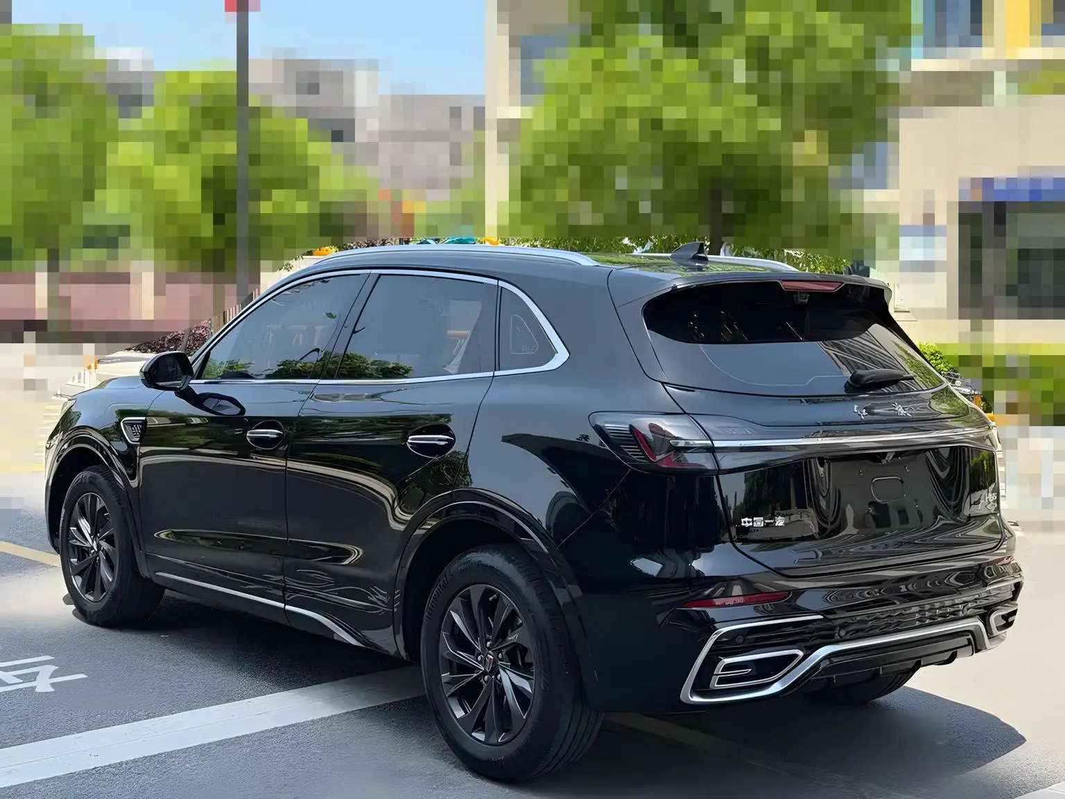 Hongqi HS5 2023 2.0T Pro