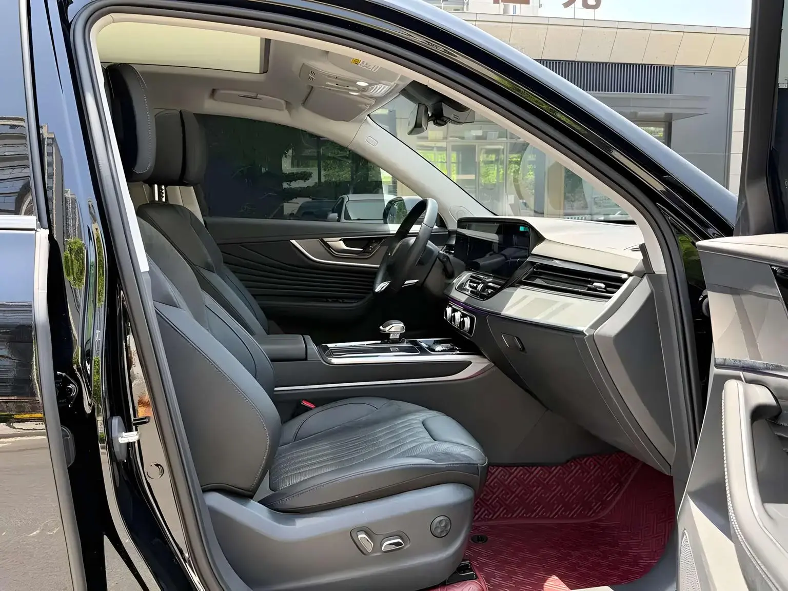 Hongqi HS5 2023 2.0T Pro