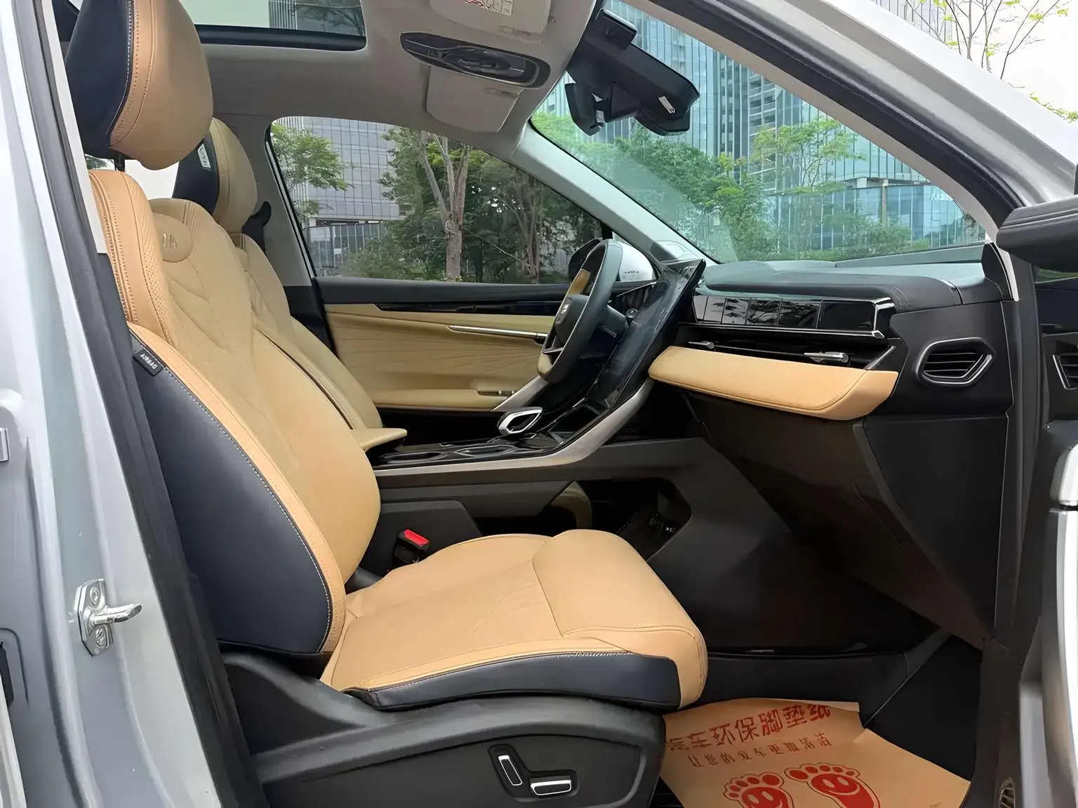Geely Boyue L 2023 1.5TD DCT Premium