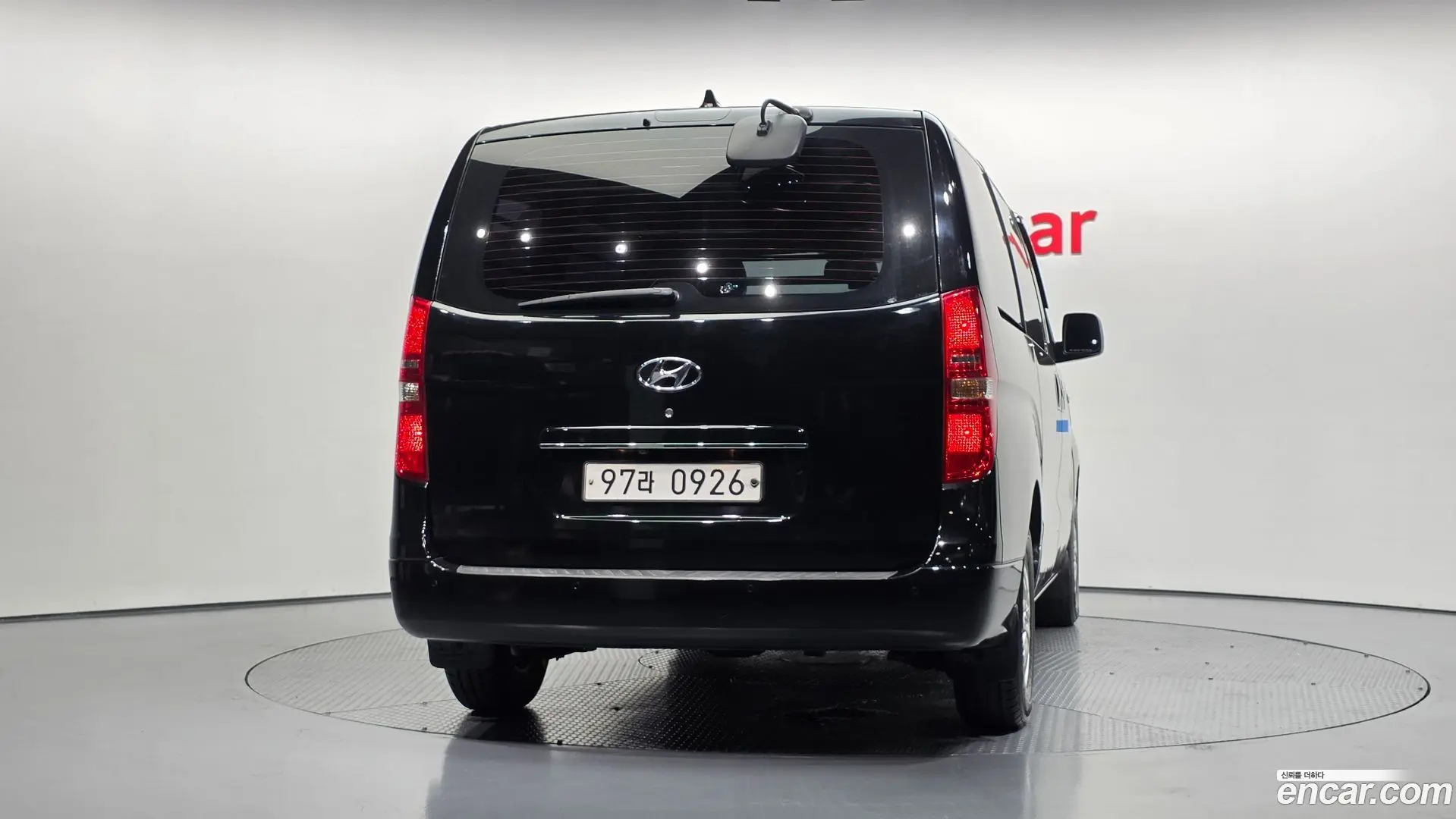 Hyundai Starex Van 3-Seater