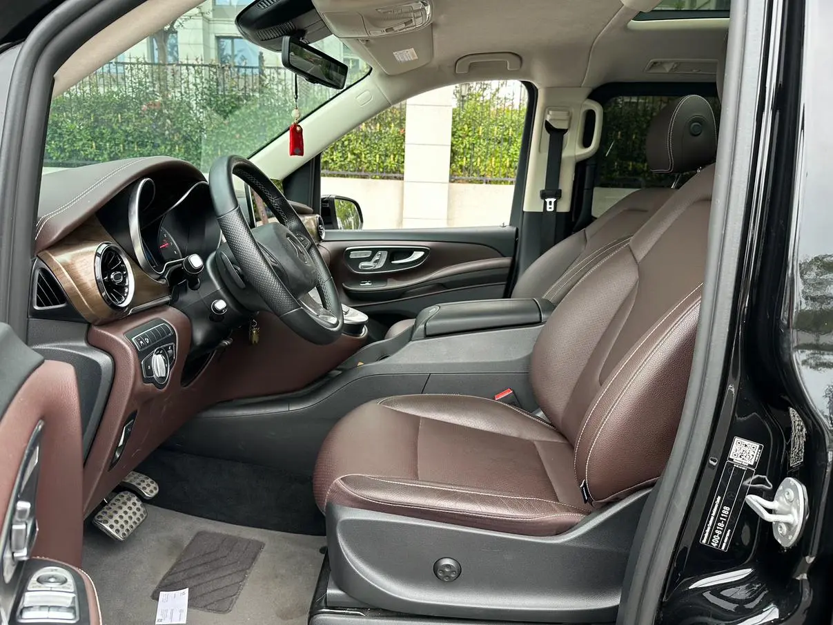 Mercedes-Benz V Class 2021 V 260 L LWB Luxury