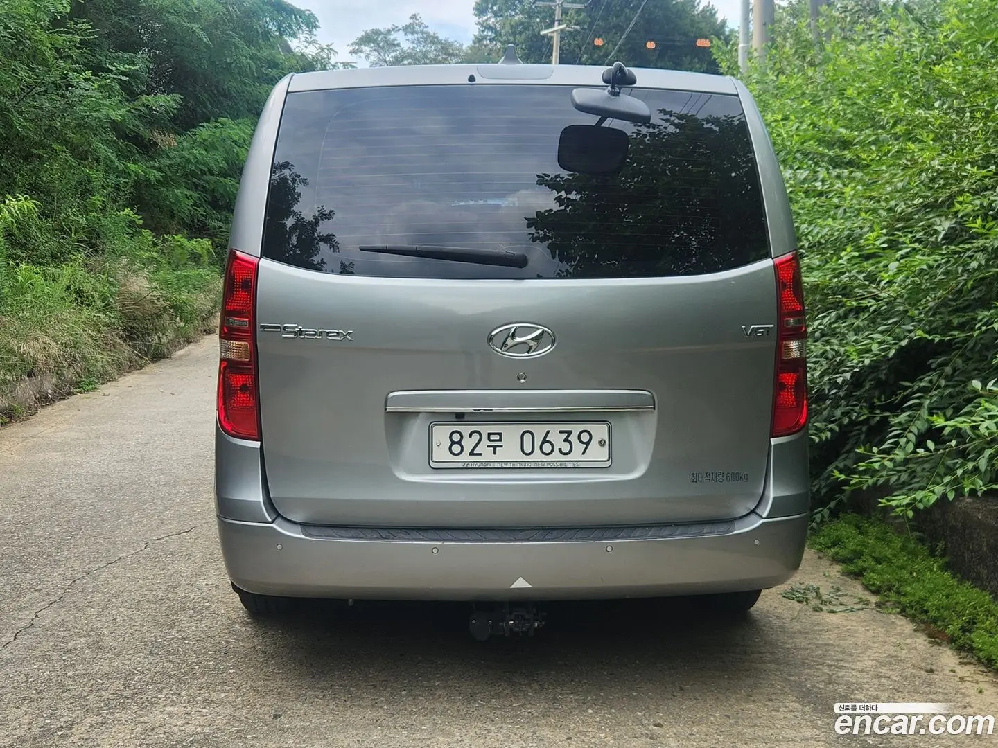 Hyundai Starex 5-Seater VAN