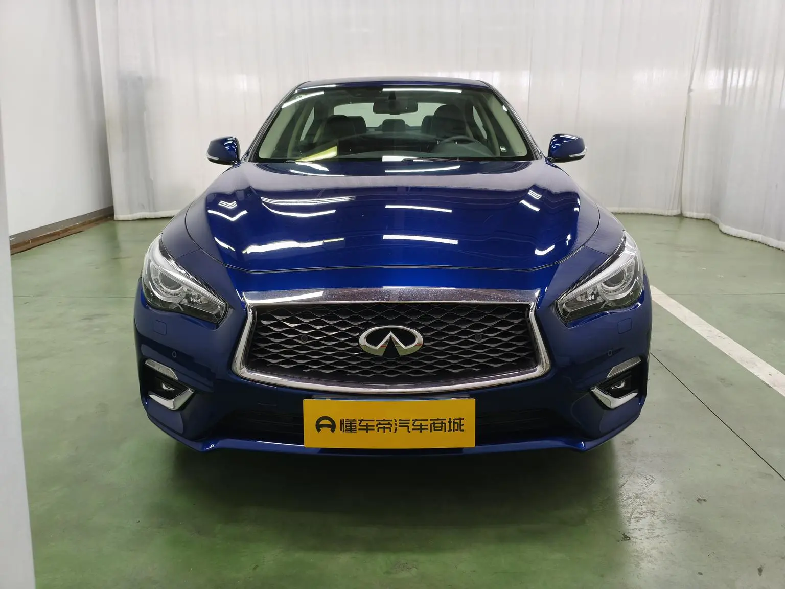Infiniti Q50L 2018 2.0T China VI