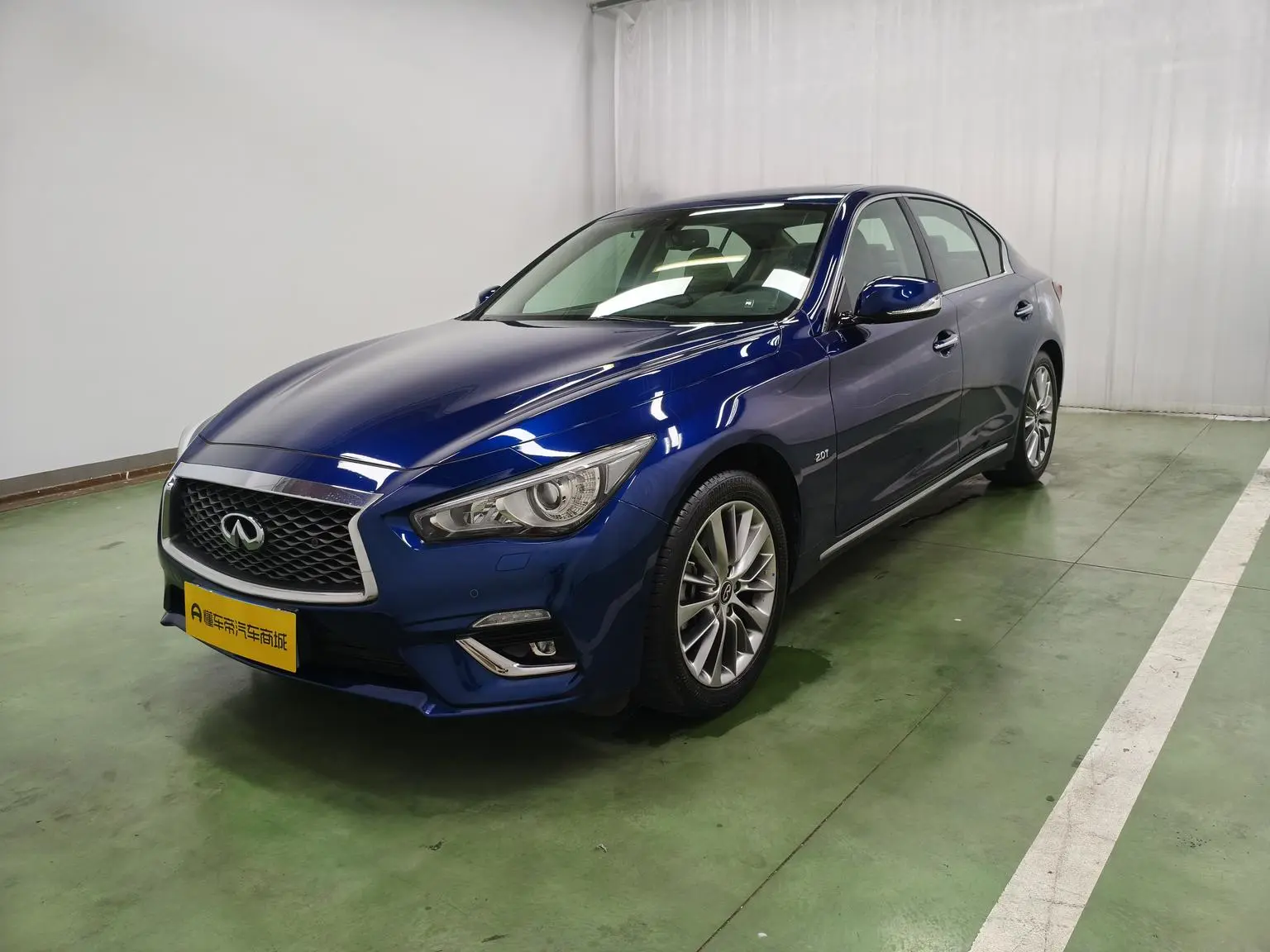 Infiniti Q50L 2018 2.0T China VI