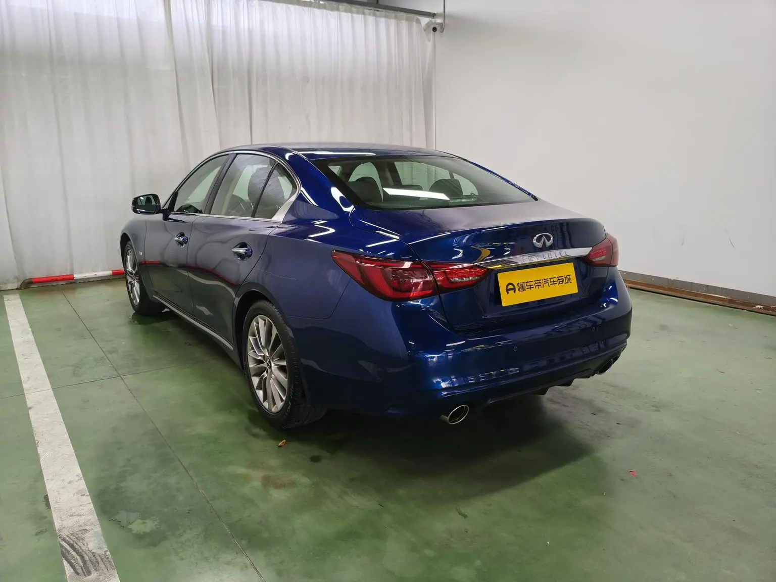 Infiniti Q50L 2018 2.0T China VI
