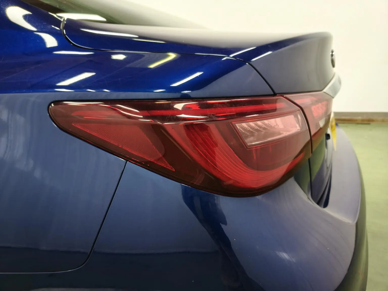 Infiniti Q50L 2018 2.0T China VI
